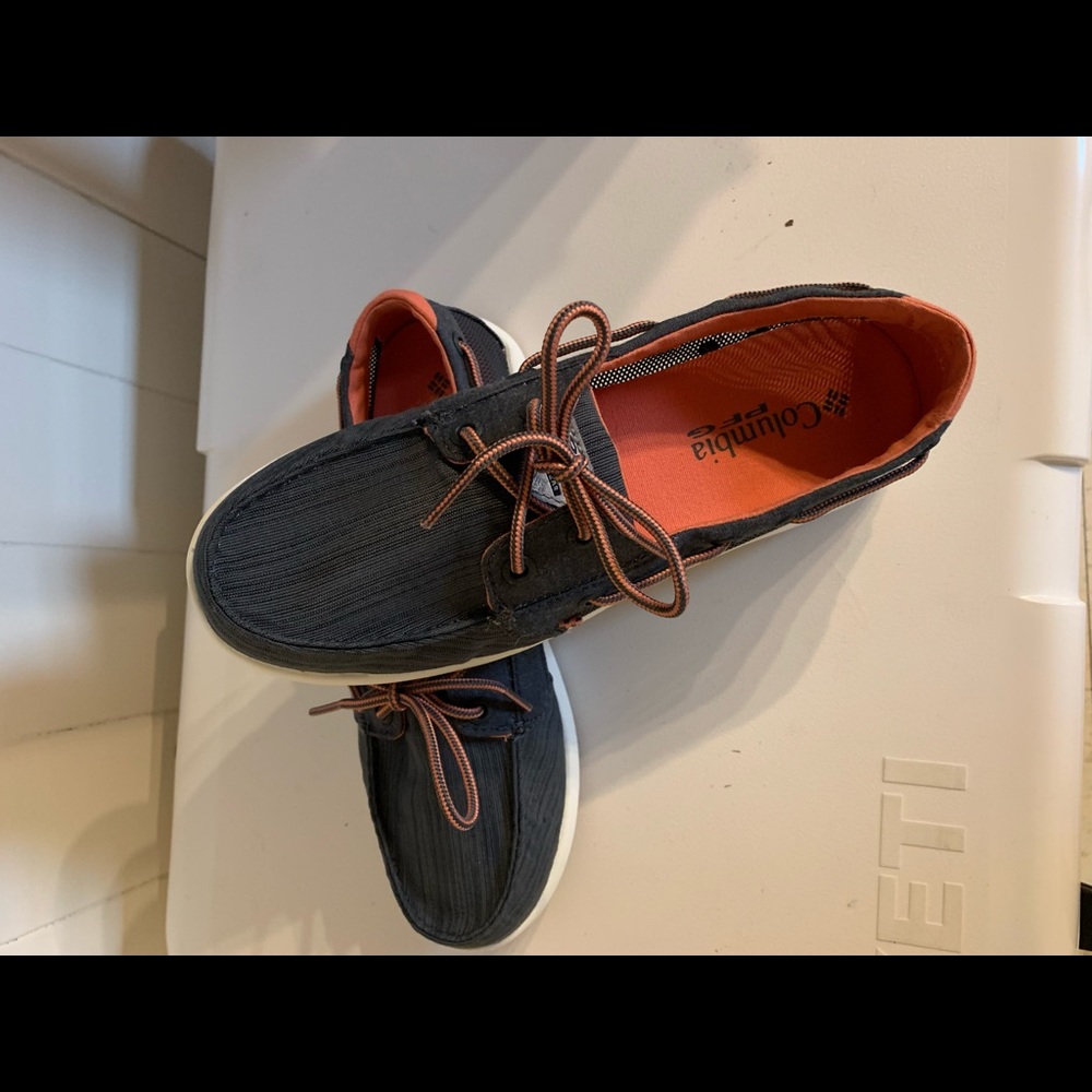 Columbia boat shoes size 6 1/2 new in box.